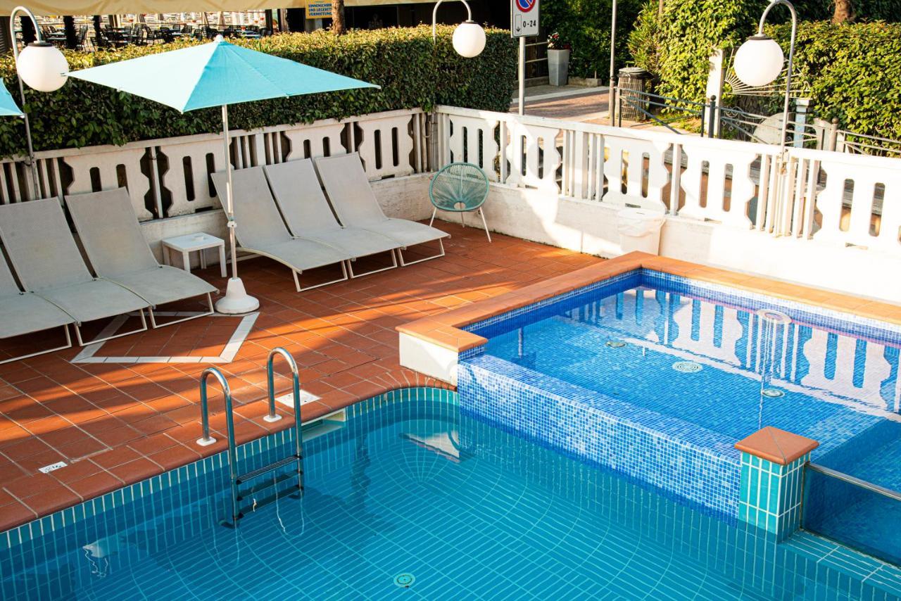 Hotel Savoy Caorle Dış mekan fotoğraf