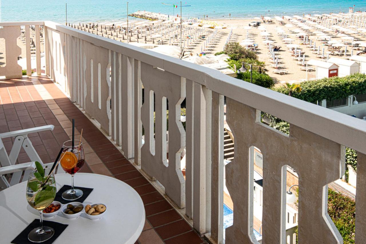 Hotel Savoy Caorle Dış mekan fotoğraf