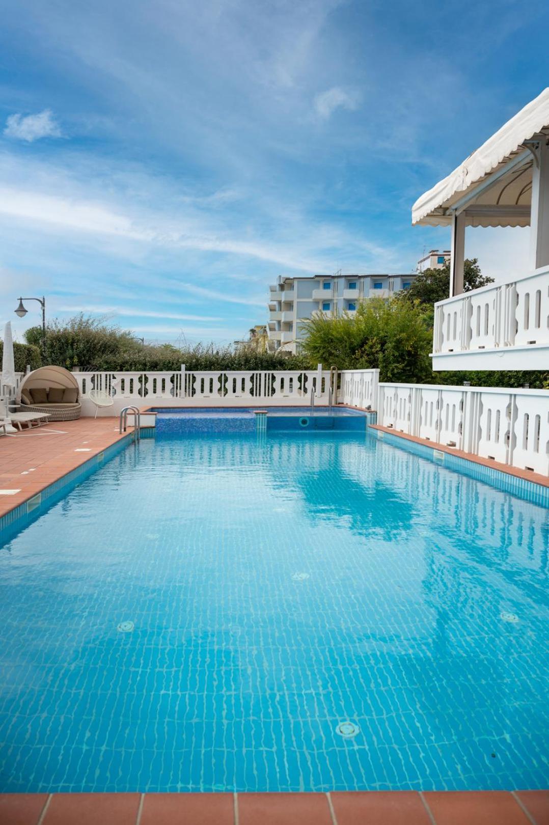 Hotel Savoy Caorle Dış mekan fotoğraf