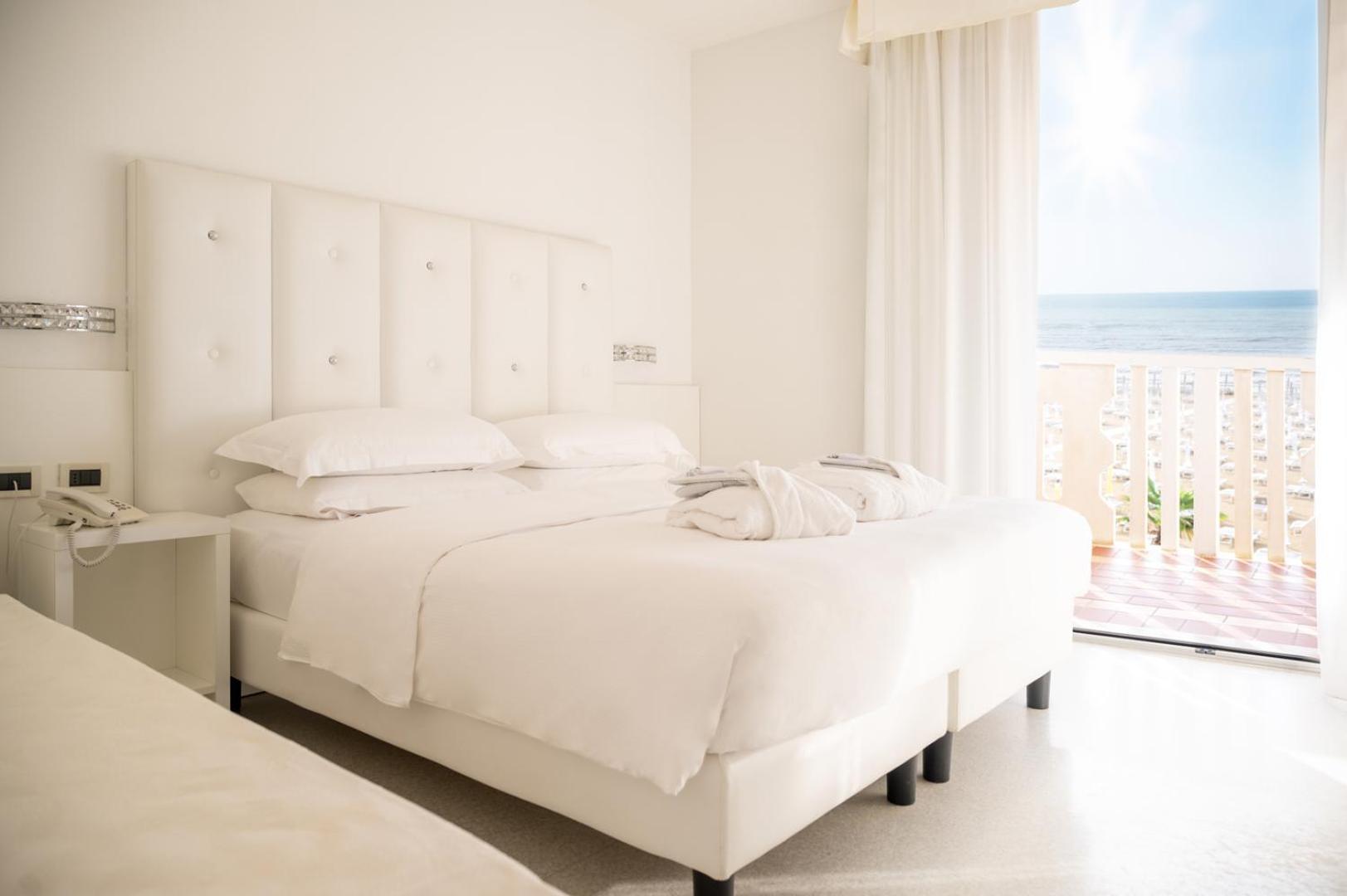 Hotel Savoy Caorle Dış mekan fotoğraf