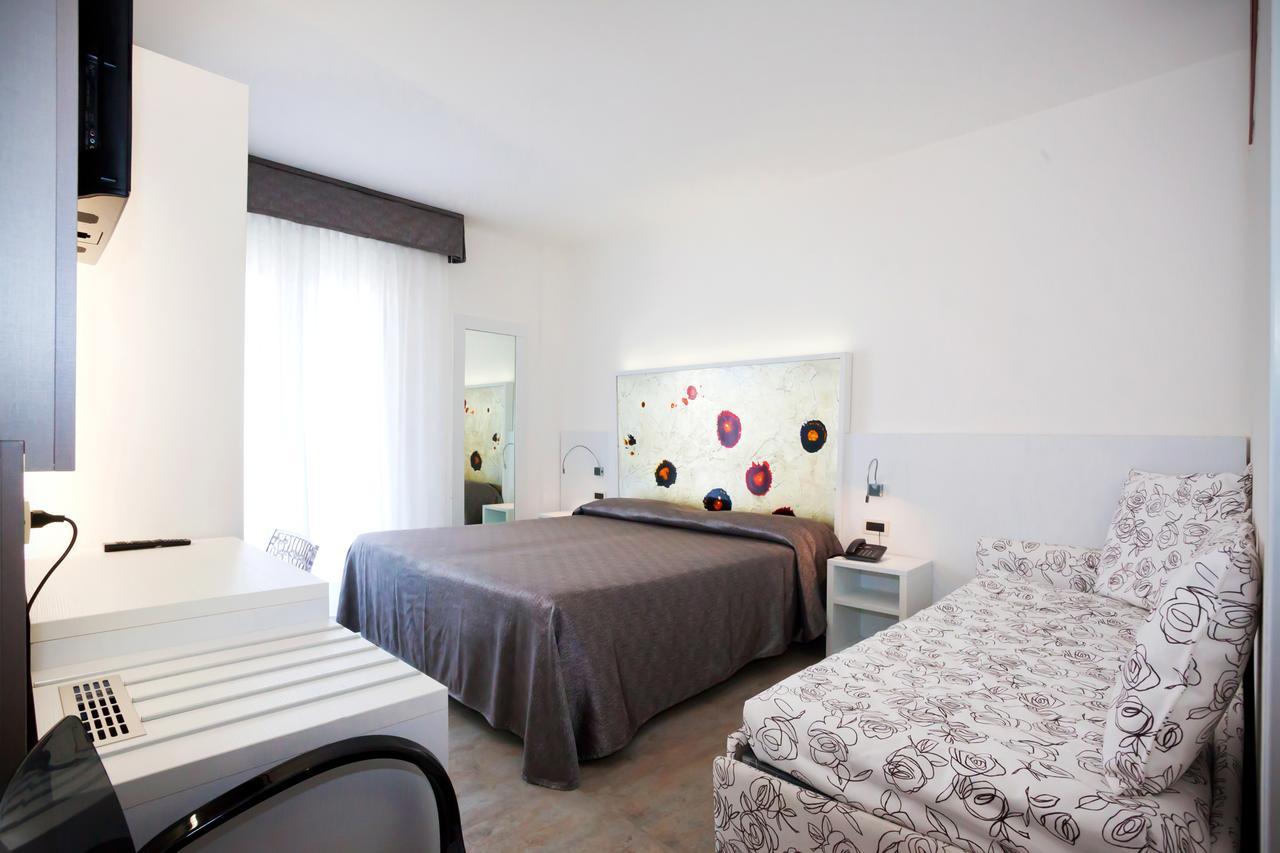 Hotel Savoy Caorle Dış mekan fotoğraf